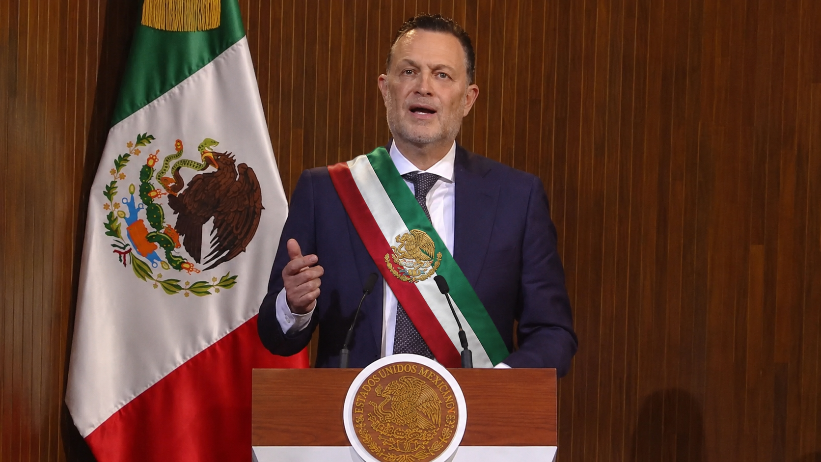 Se le alinean los astros a Kuri