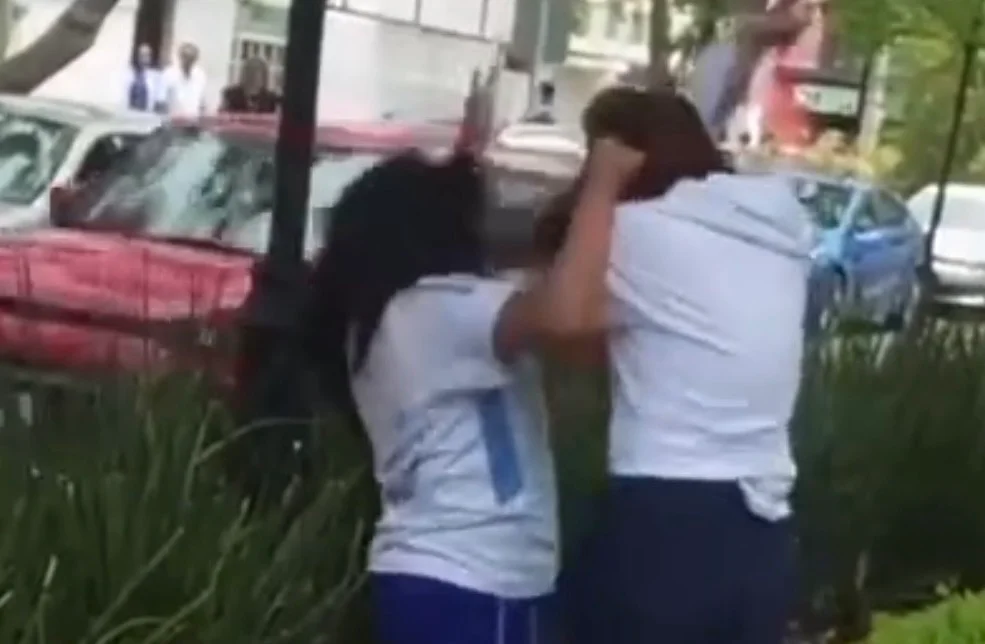 Investigan si hubo caso de acoso escolar detrás de pelea viral de Secundaria 1 en Querétaro