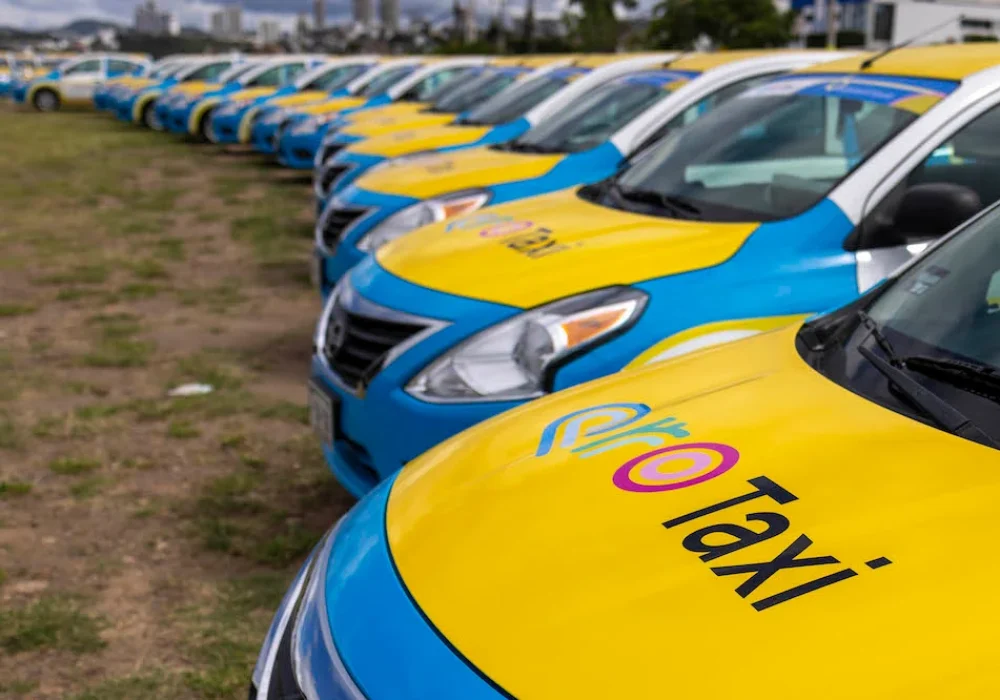 71_273_49131_235446436_12_09_2025_3era_ENTREGA_QROTAXI_LLB_4