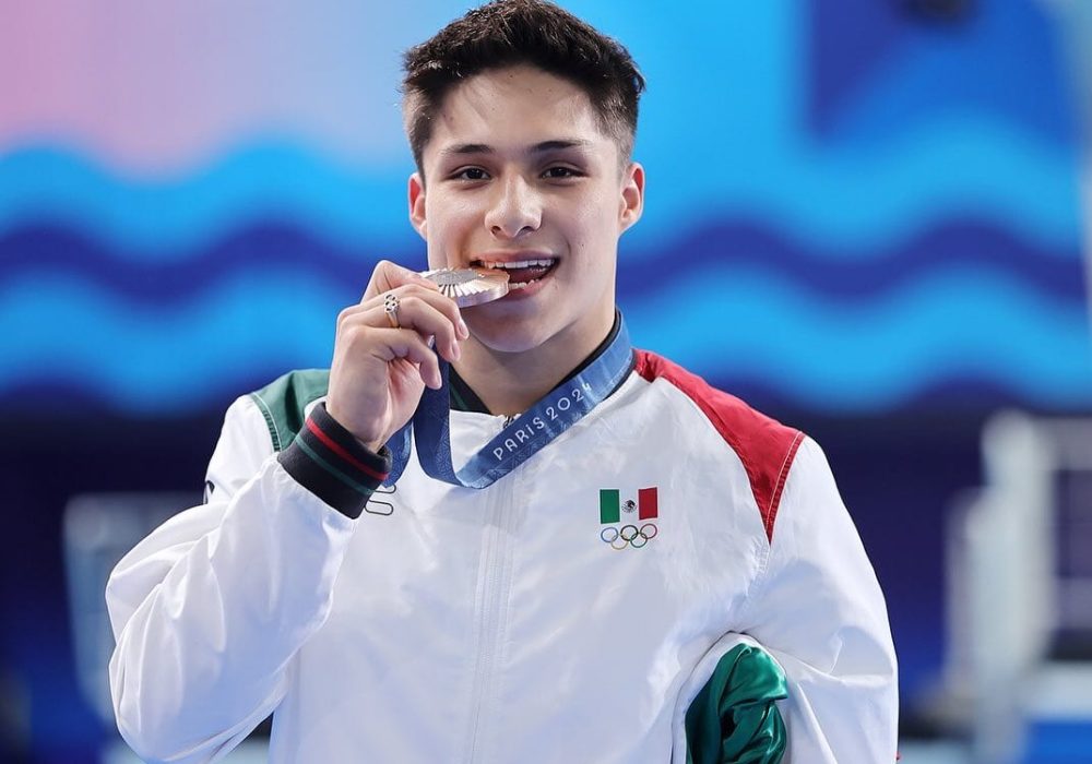 Osmar, clavadista, ganó dos preseas.