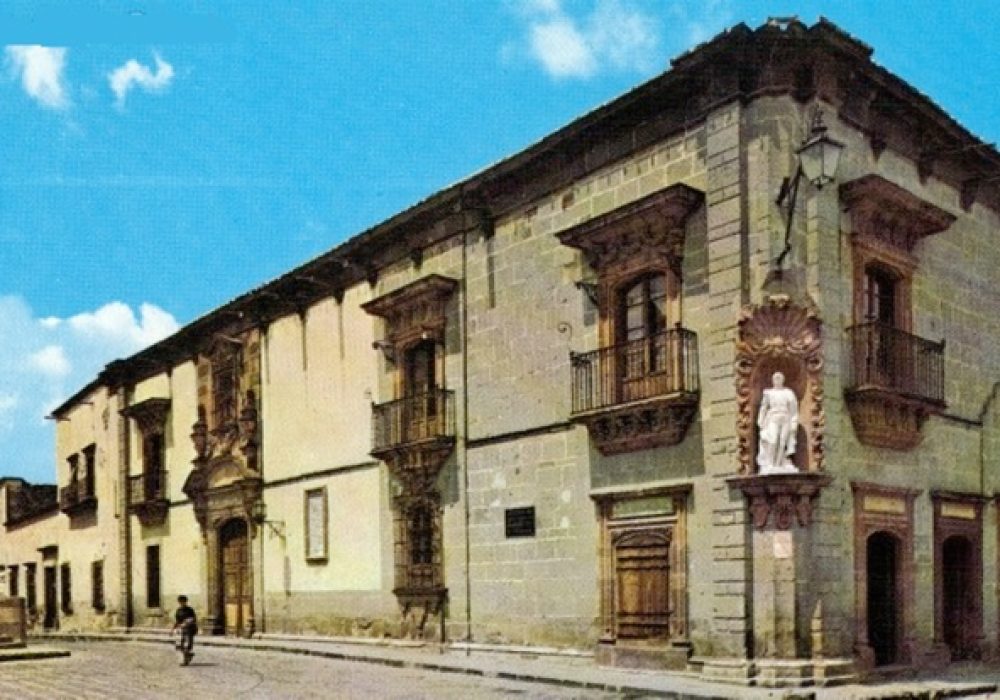 Casa Allende 4