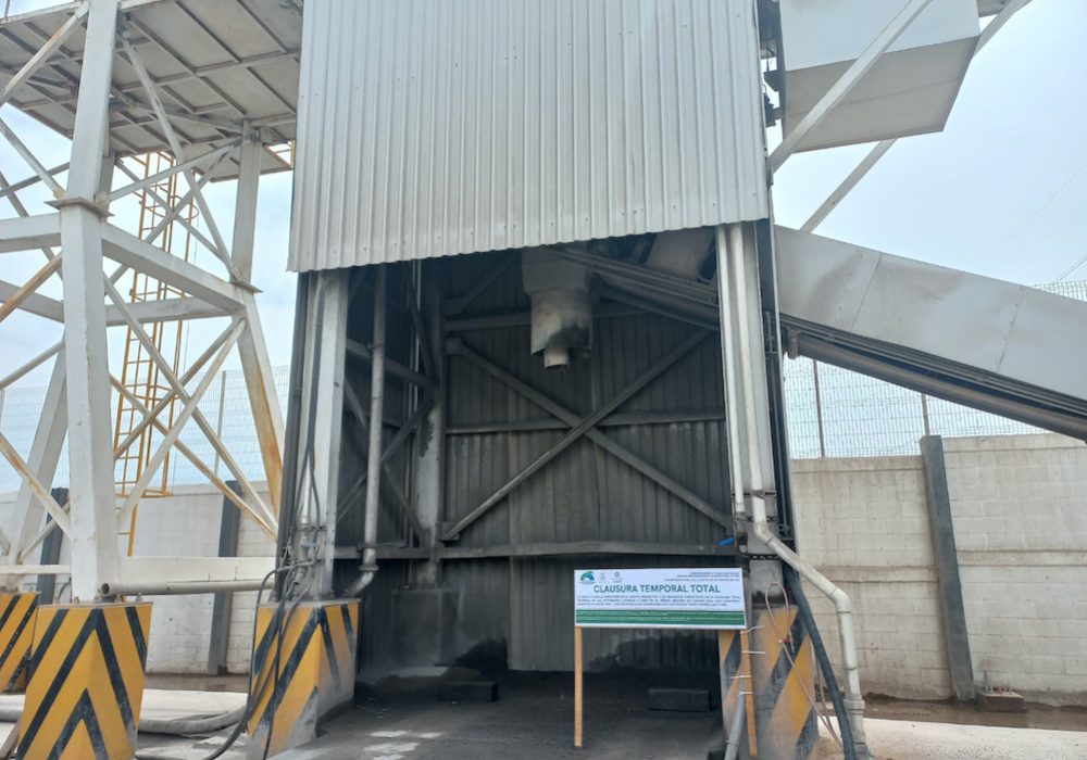 Clausura PEPMADU una concretera ubicada en Colón.jpg