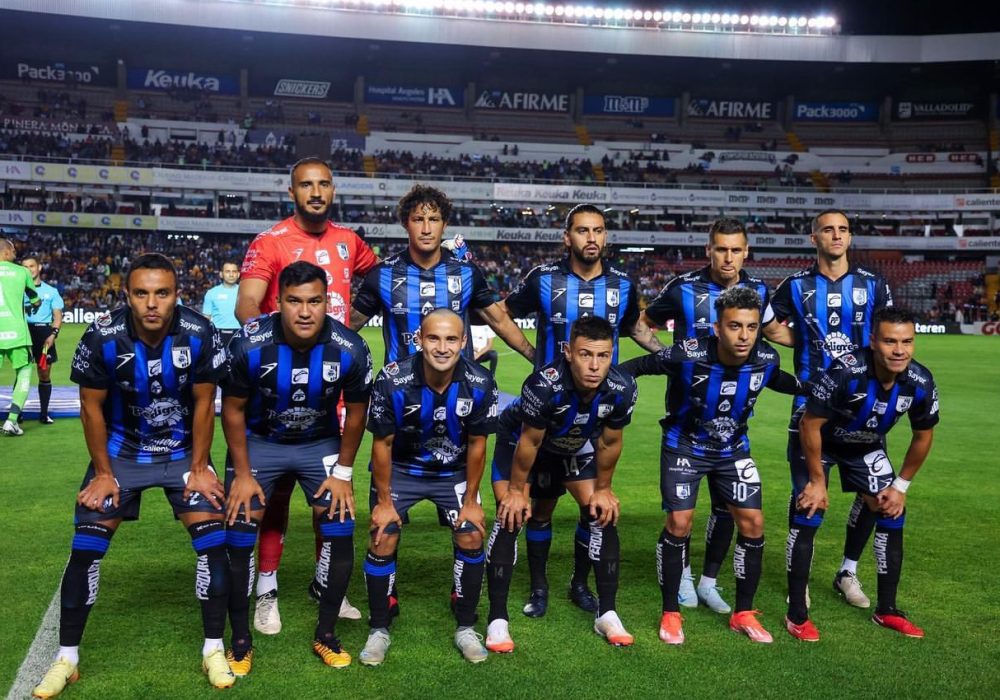 Gallos Blancos-cp