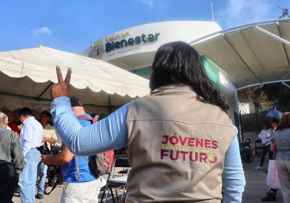 Jóvenes Construyendo el Futuro-cp