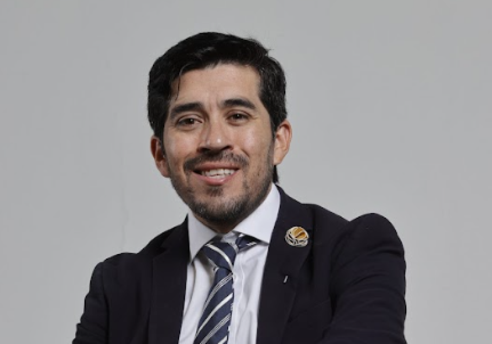 Kike Mireles