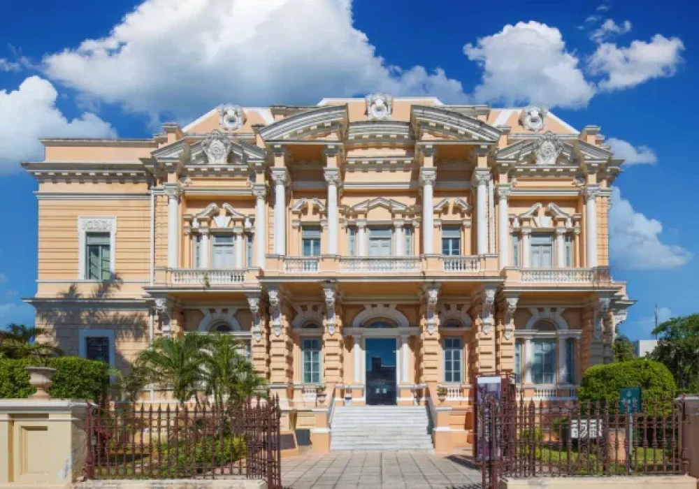 Palacio Cantón