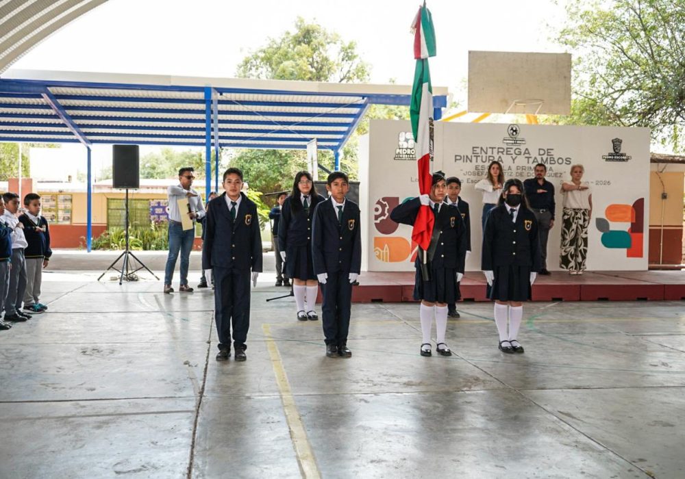 Pedro Escobedo_Escuela