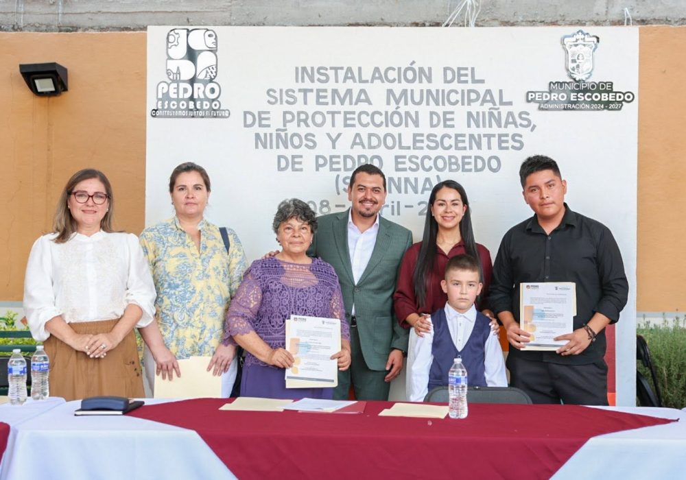 Pedro Escobedo_Infancias