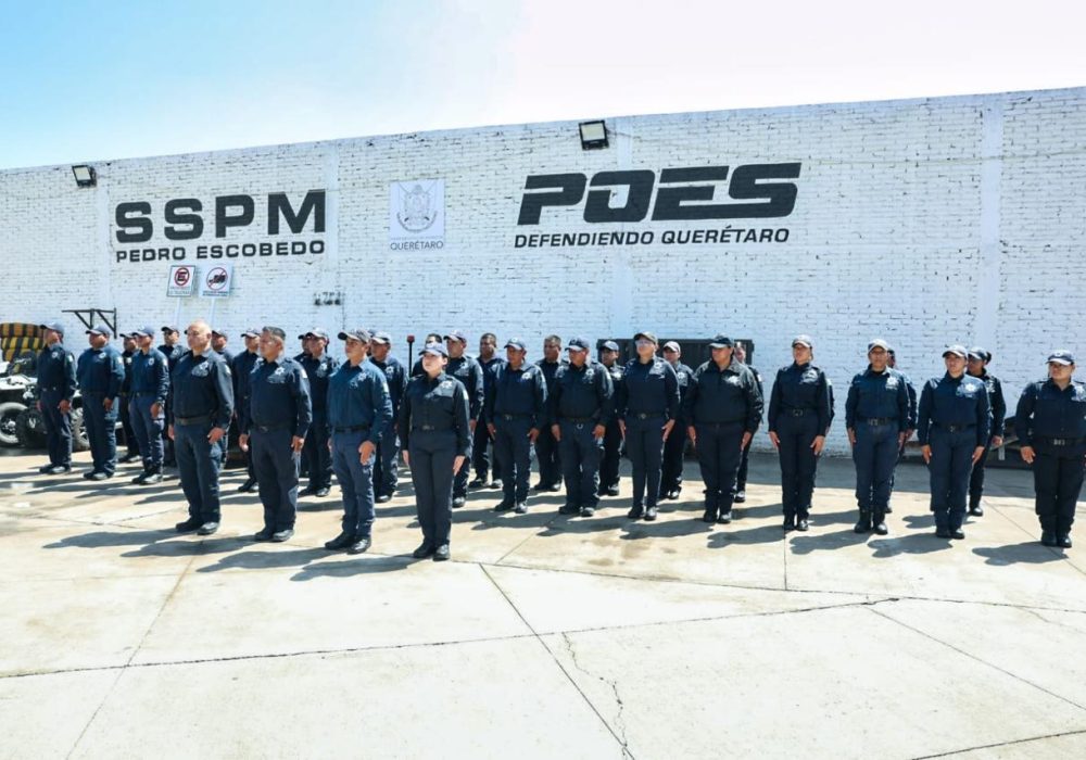 Pedro Escobedo_Policías