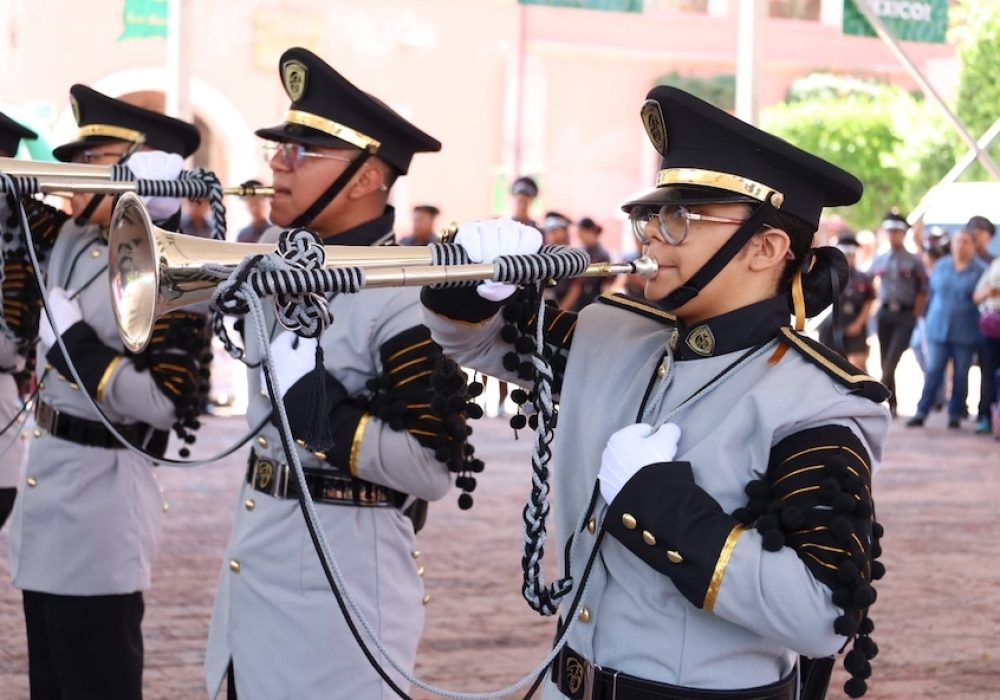 Realizan el XV Concurso de Bandas de Guerra y Escoltas de Bandera Nacional